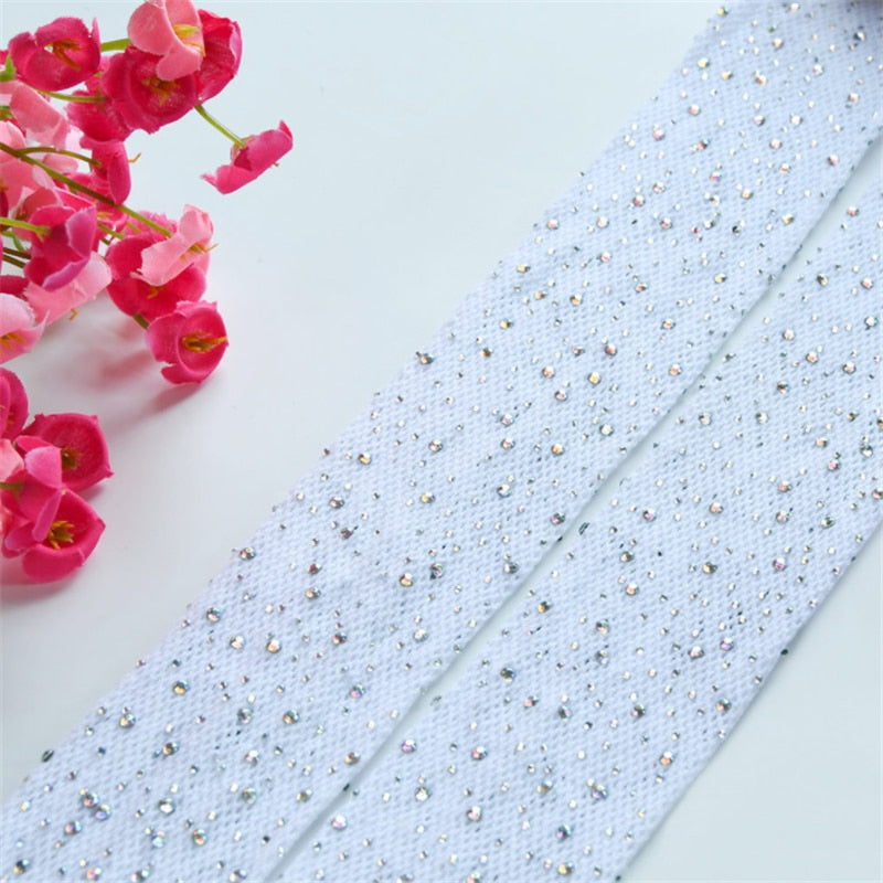 Błyszczące pończochy z pasem Esmée-lorana.eu