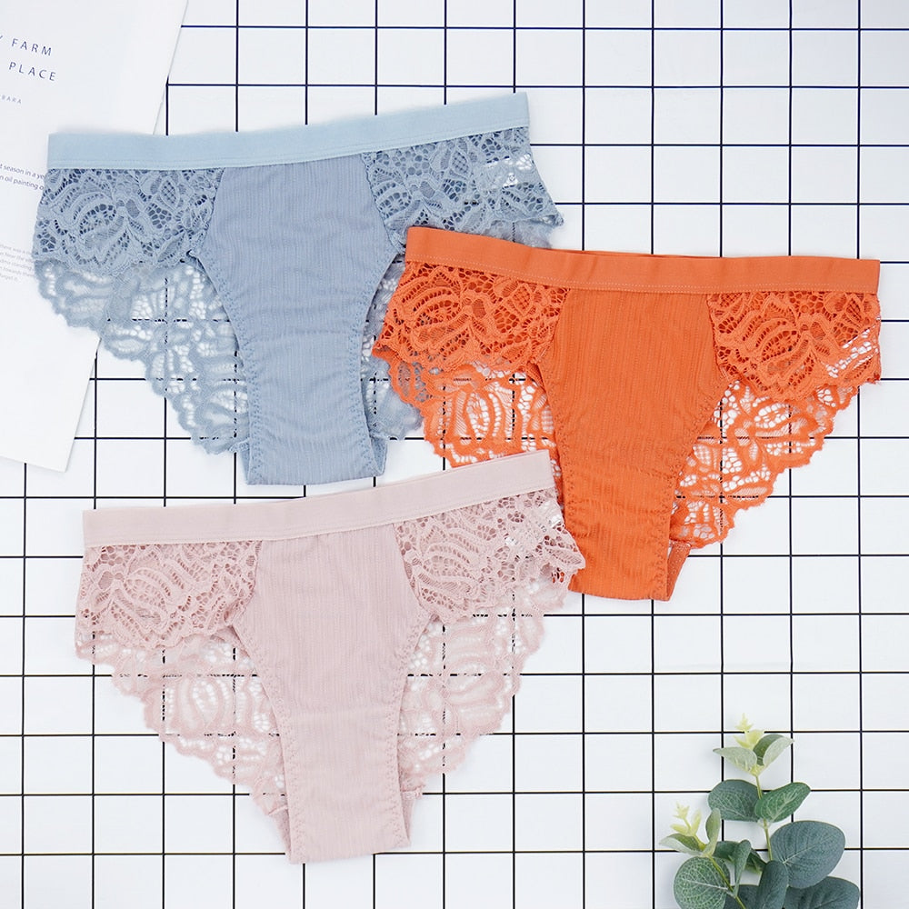 Figi z koronką 3-pak Manon-lorana.eu