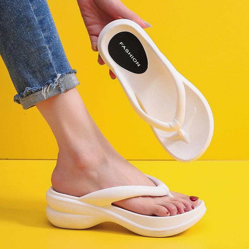 Japonki na grubej podeszwie plus size Léa-lorana.eu