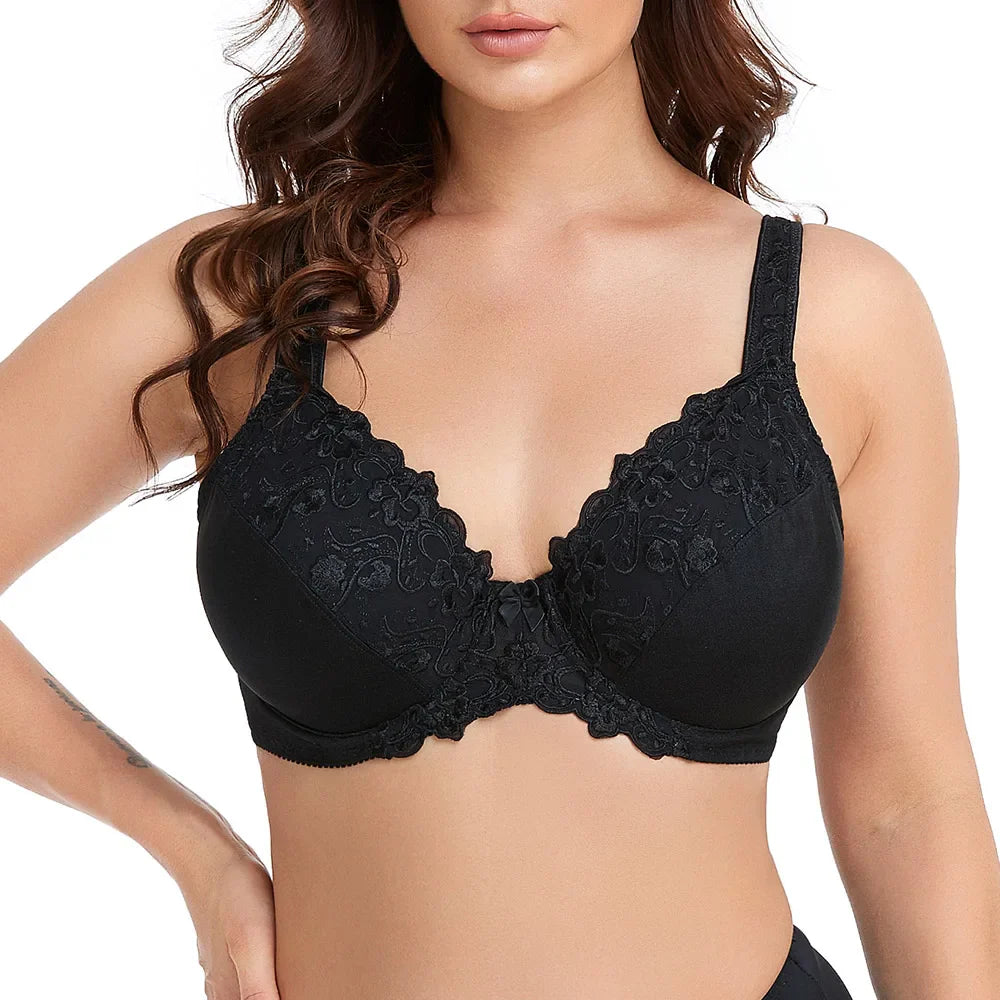 Biustonosz z fiszbinami i koronką duże miseczki plus size Isabelle-lorana.eu