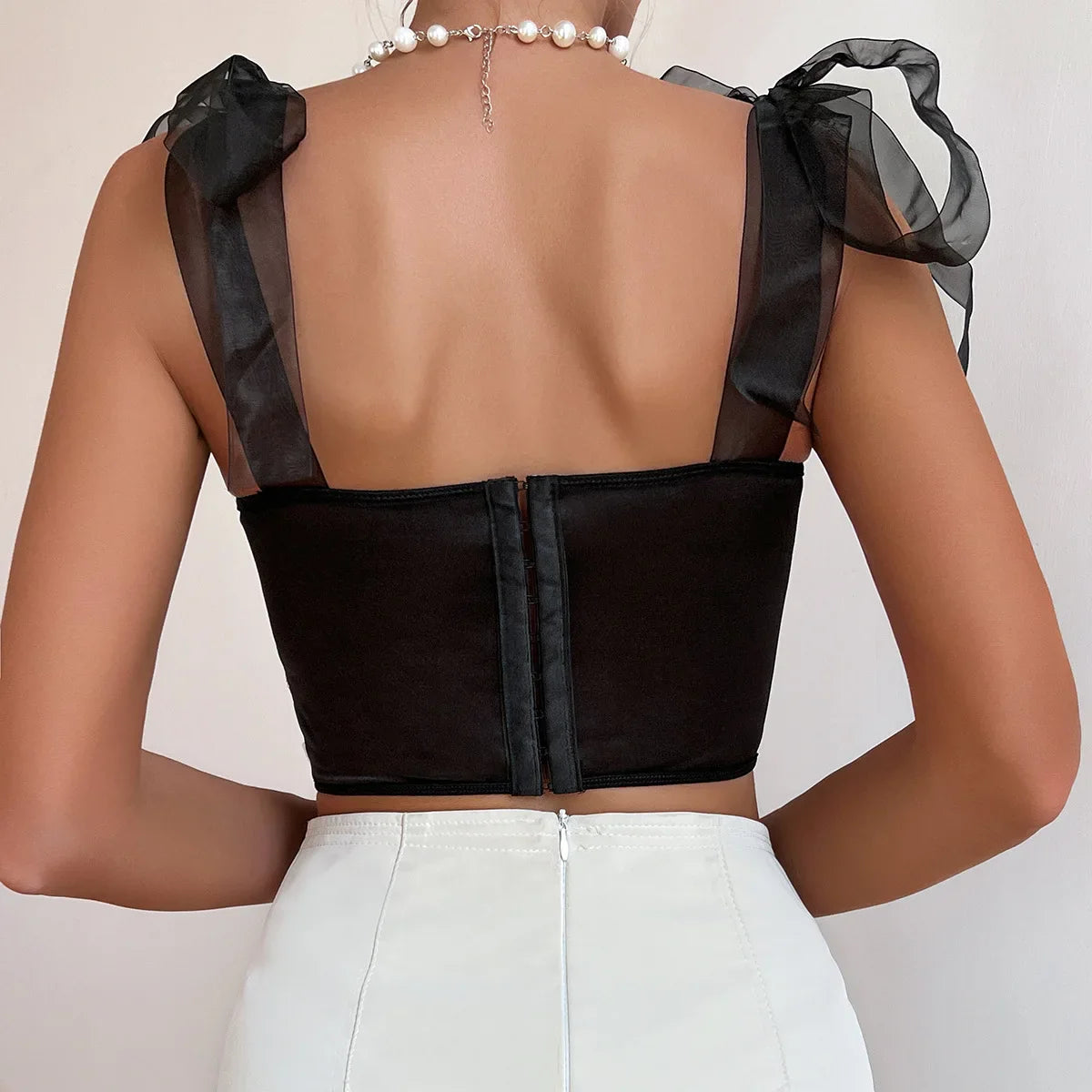 Gorset z haftowanymi motylkami plus size Chloé-lorana.eu