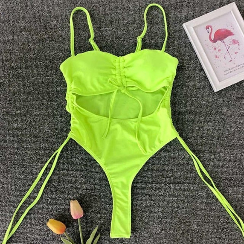 Maillot de bain une pièce avec découpes-lorana.eu