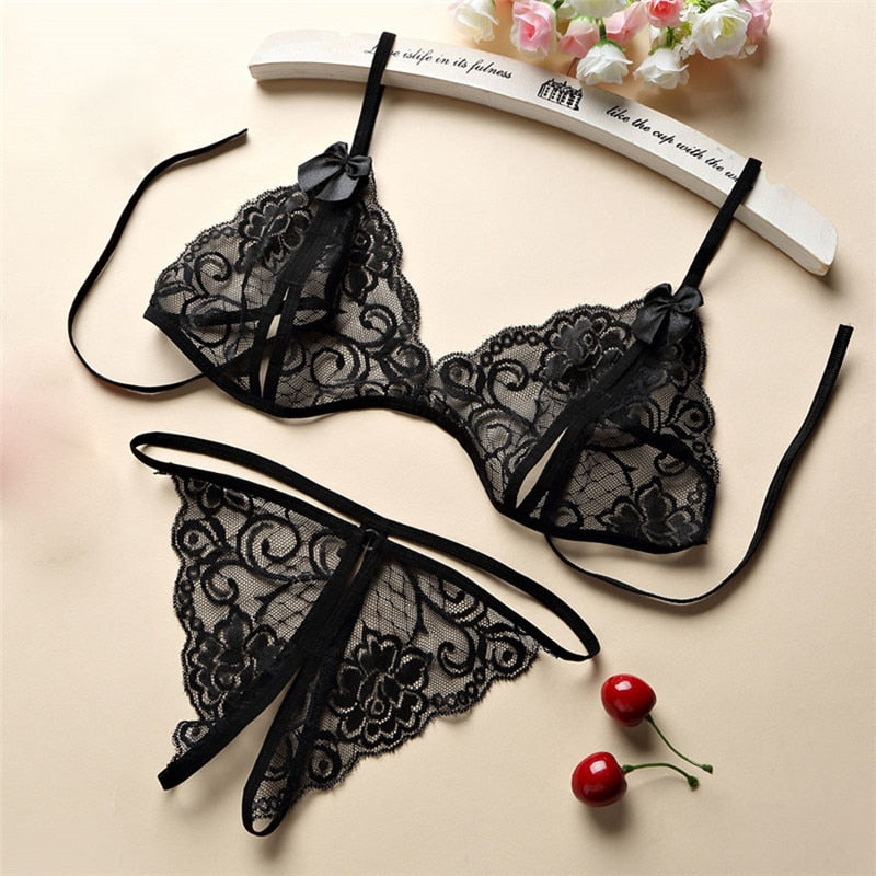 Ensemble de lingerie en dentelle-lorana.eu