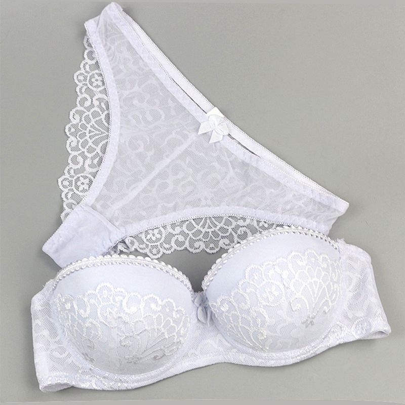 Ensemble de lingerie avec dentelle PUSH UP-lorana.eu